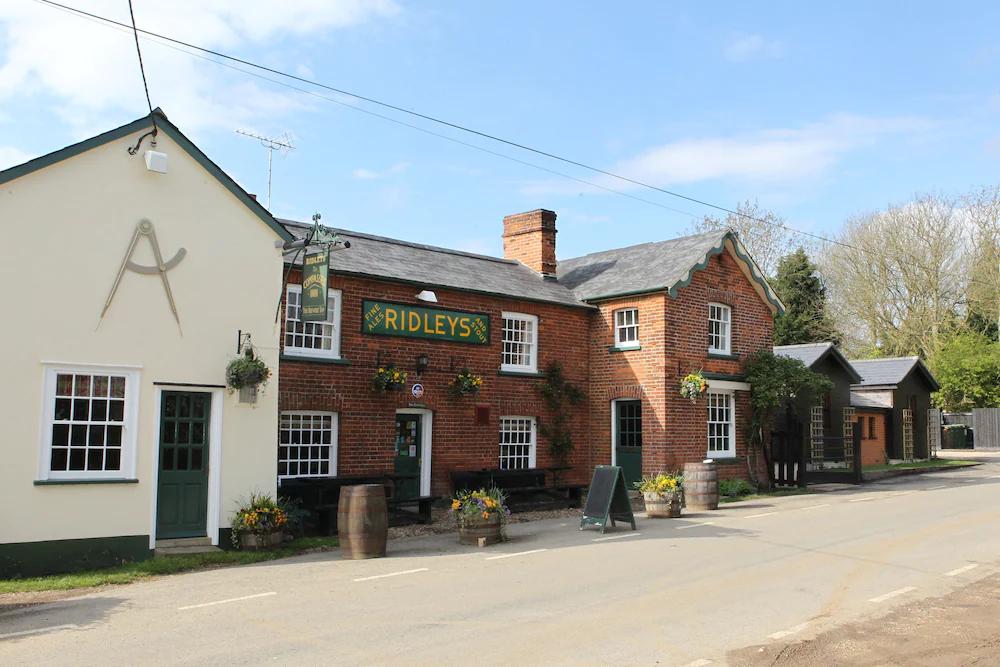 The Compasses Hotel Chelmsford Exterior photo